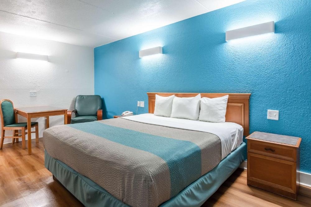 Motel 6-North Little Rock, AR - McCain